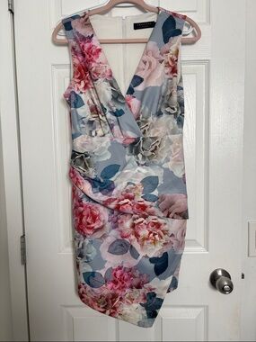 Angel Eye Floral Sheath Dress in Pink and Blue